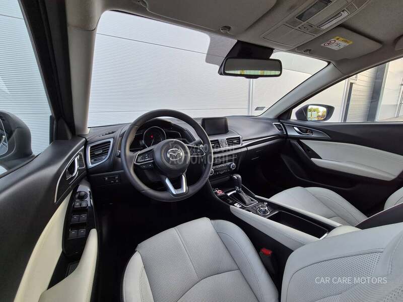Mazda 3 G120 REVOLUTION AUT