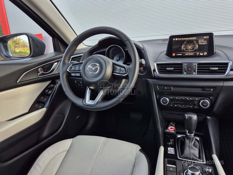 Mazda 3 G120 REVOLUTION AUT