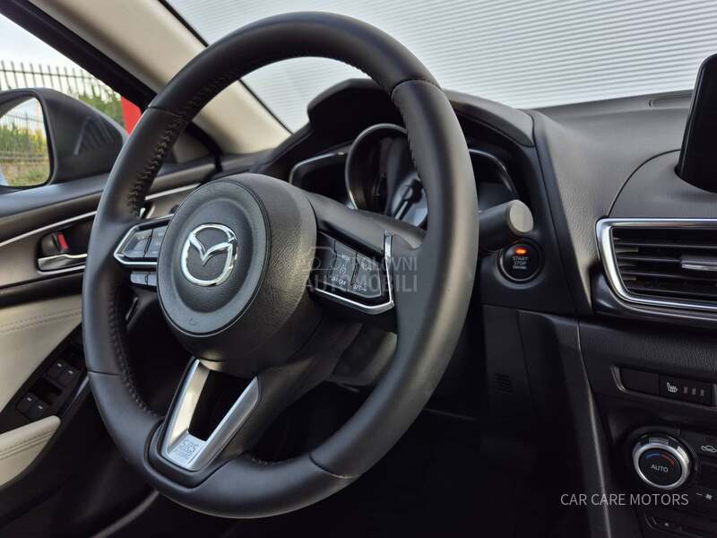 Mazda 3 G120 REVOLUTION AUT