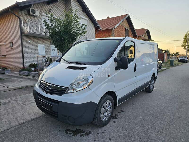 Opel Vivaro 2.0 dci TOP CH KLIMA