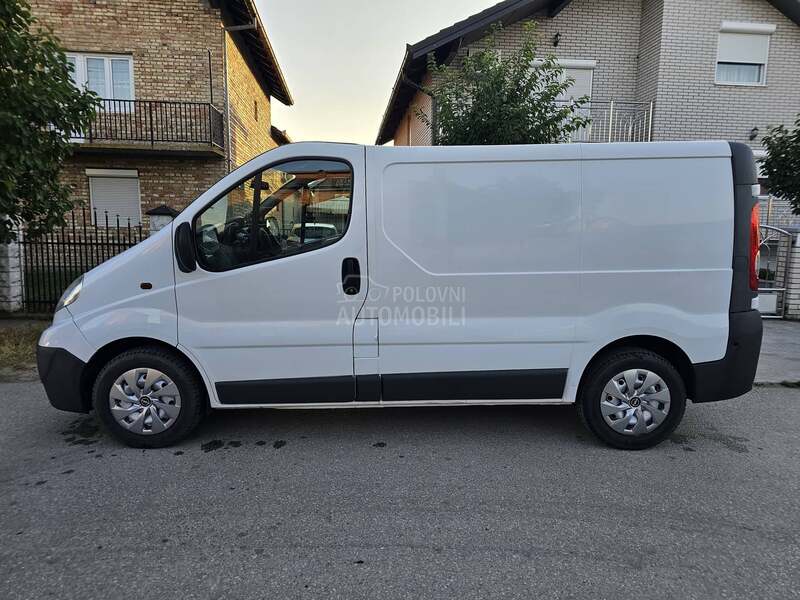 Opel Vivaro 2.0 dci TOP CH KLIMA