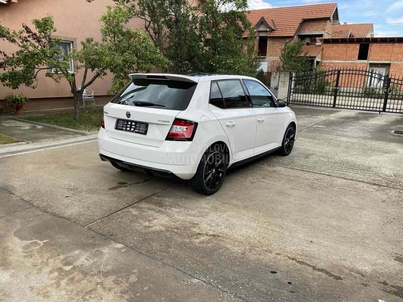 Škoda Fabia 1.2 TSi Monte Carlo