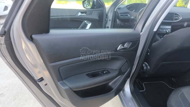 Peugeot 308 1.2 PURETECH