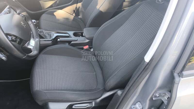 Peugeot 308 1.2 PURETECH