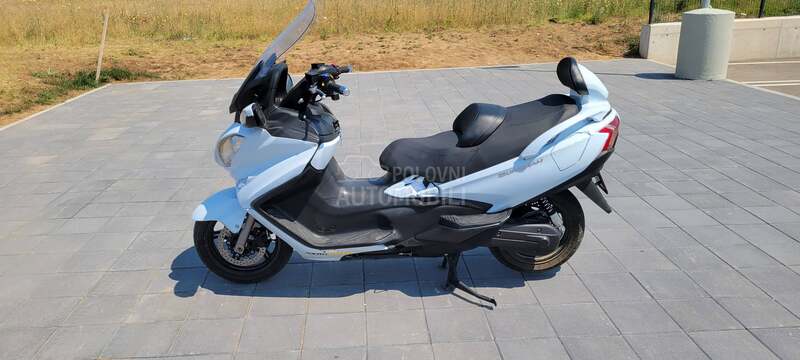 Suzuki burgman 650 nov