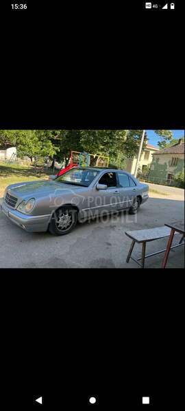 Mercedes Benz E 200 BEZ TURBA