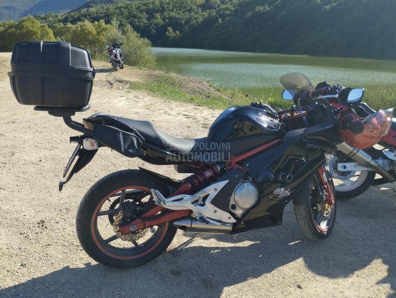 Kawasaki ER 6F