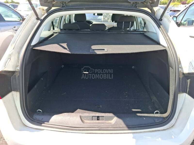 Peugeot 308 1.5 BLUEHDI