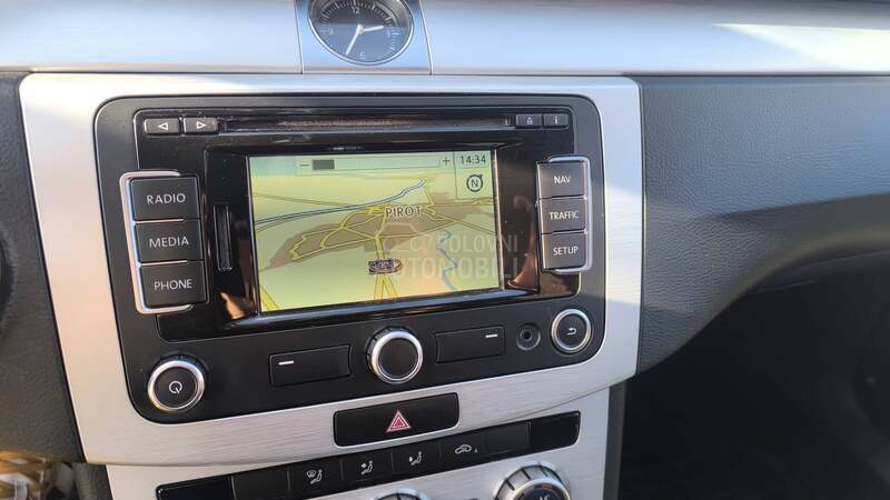 Volkswagen Passat B7 Alltrack TDI BLUEMOTION