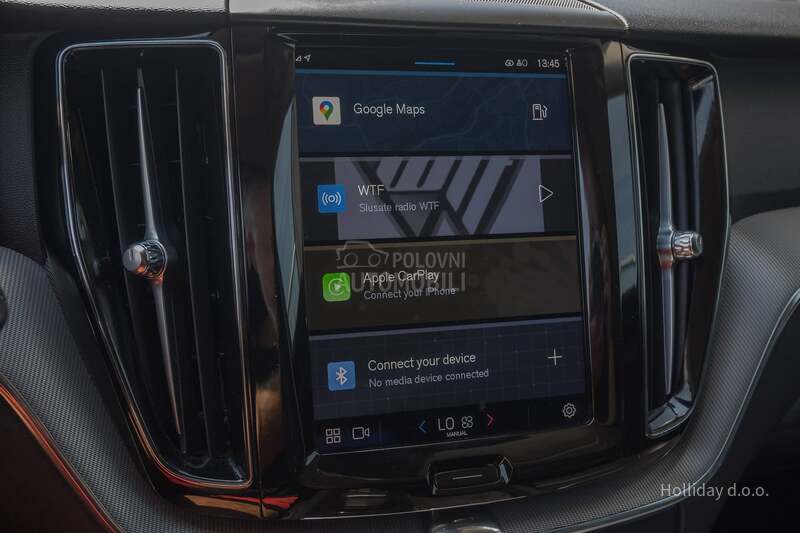 Volvo XC60 2.0B4 PLUS DARK MHEV