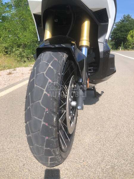 Honda X adv POKLON reg i prevod