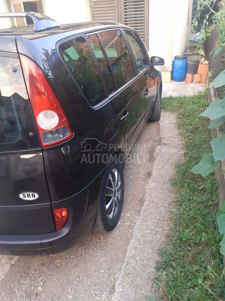 Renault Espace 1.9 DCI