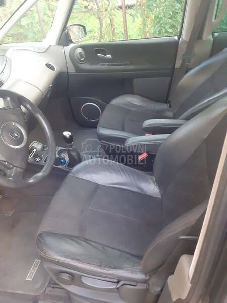 Renault Espace 1.9 DCI
