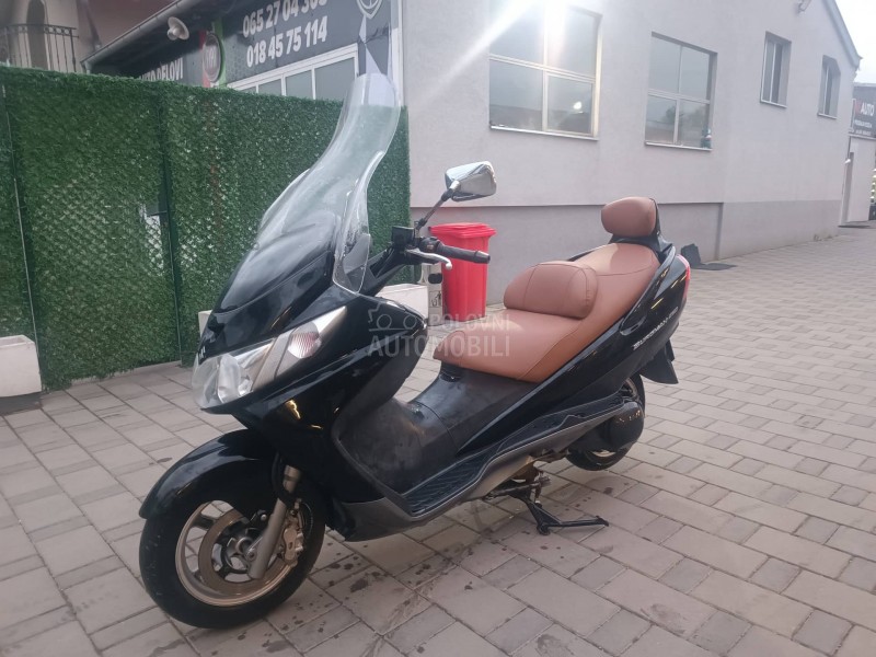 Suzuki Burgman 250