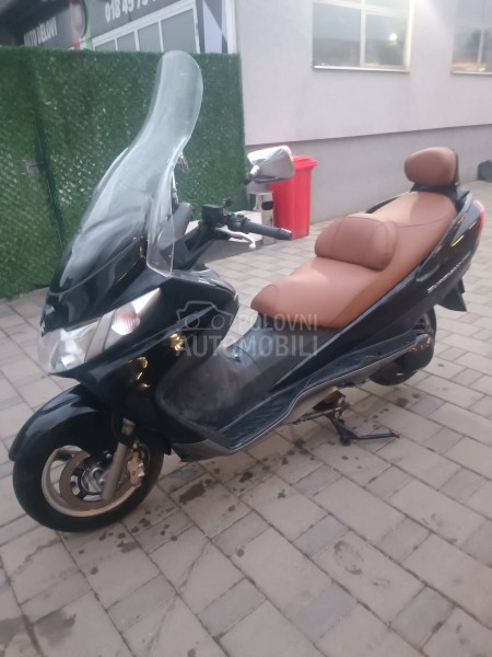 Suzuki Burgman 250