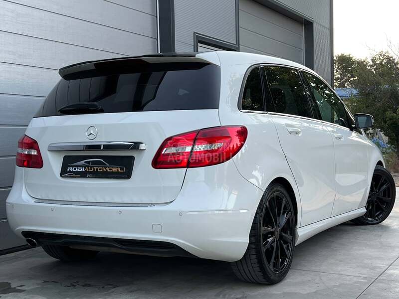 Mercedes Benz B 200 112k.m