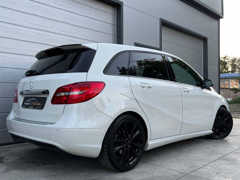 Mercedes Benz B 200 112k.m