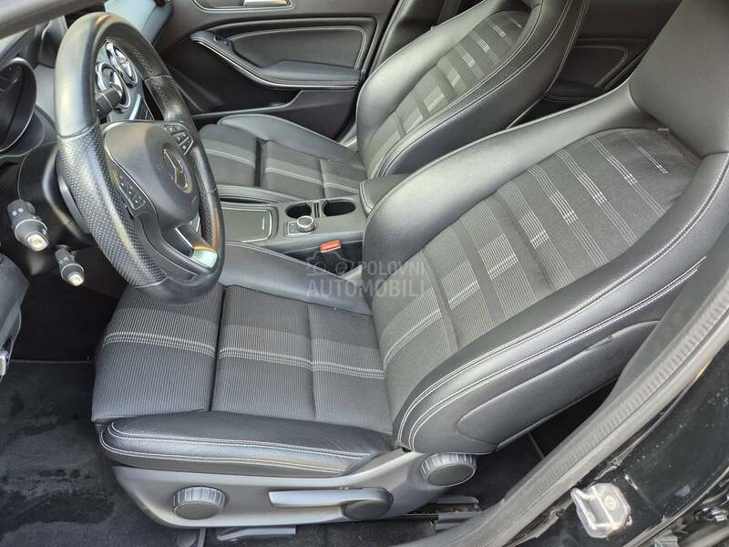Mercedes Benz GLA 180 Auto.matik NOV