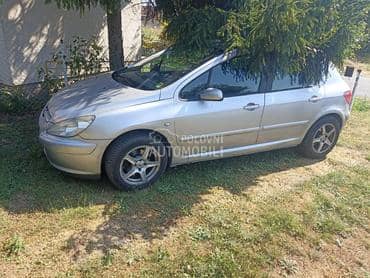 Peugeot 307 -  kompletan auto u delovima