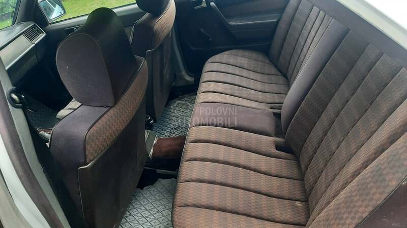 Mercedes Benz 190 190D