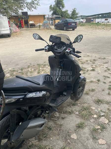 Piaggio MP3