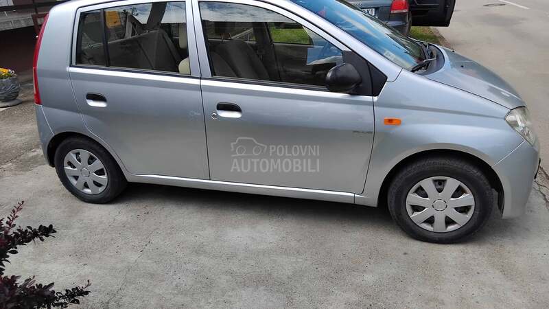Daihatsu Cuore 1.0 plus.