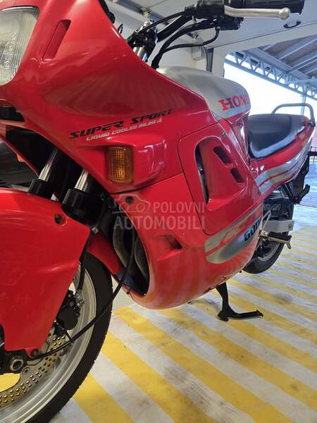 Honda CBR 600 F1