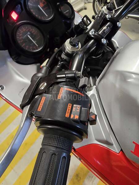 Honda CBR 600 F1