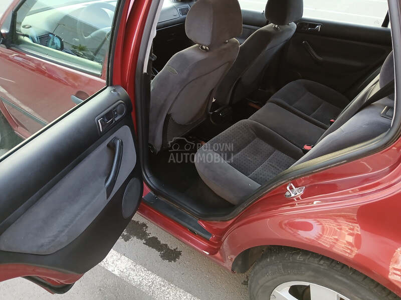 Volkswagen Golf 4 1.6 tng
