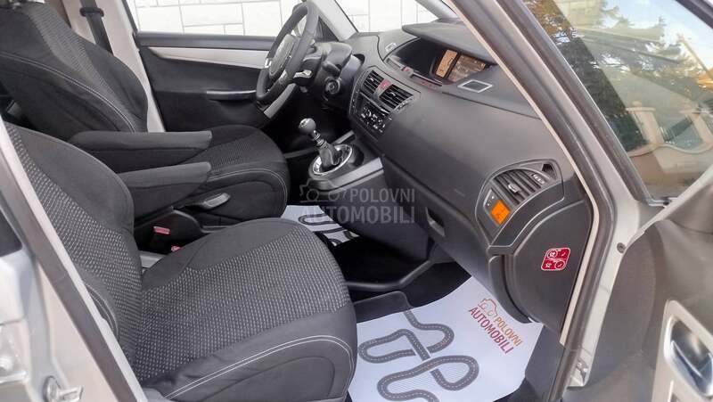 Citroen C4 Picasso 1.6 hdi N A V I