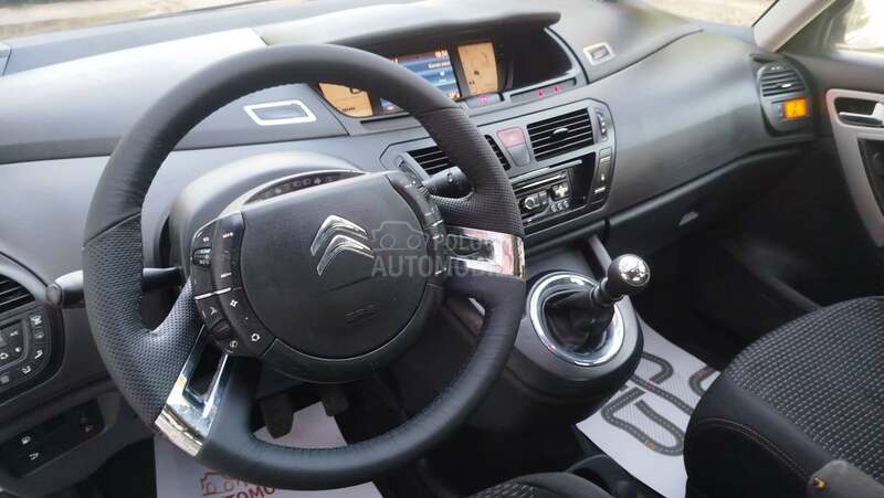 Citroen C4 Picasso 1.6 hdi N A V I