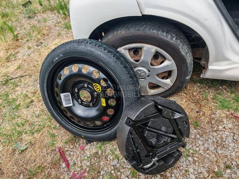 Opel Astra J 2.0 cd 2011. god. -  kompletan auto u delovima