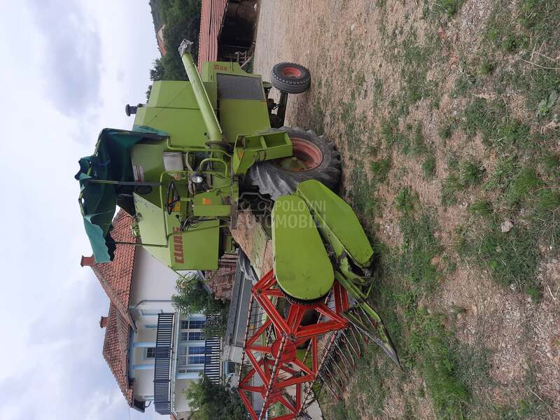 Claas compakt30