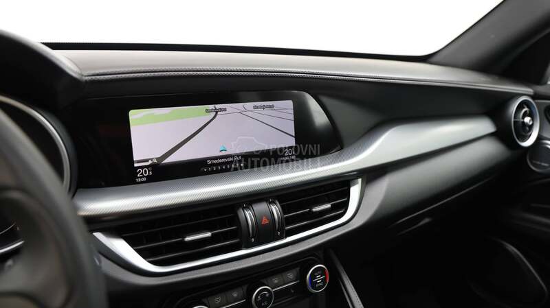 Alfa Romeo Stelvio 210 Q4 Super