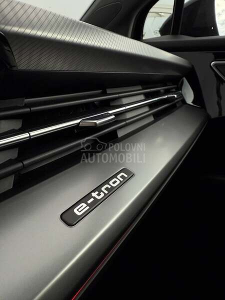 Audi Q4 e-tron S line 40
