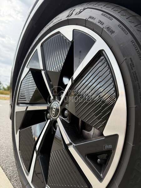 Audi Q4 e-tron S line 40
