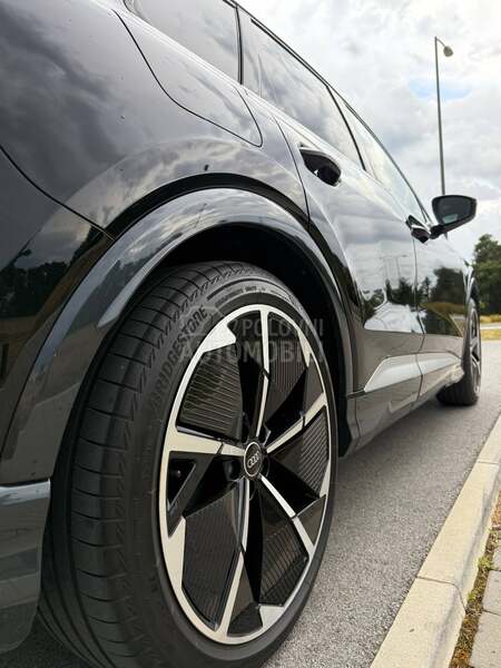 Audi Q4 e-tron S line 40