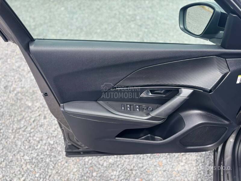 Peugeot 2008 1.2 Puretech GT