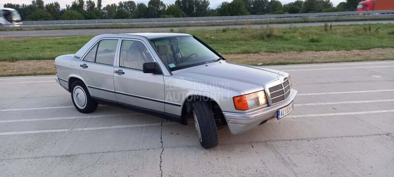 Mercedes Benz 190 