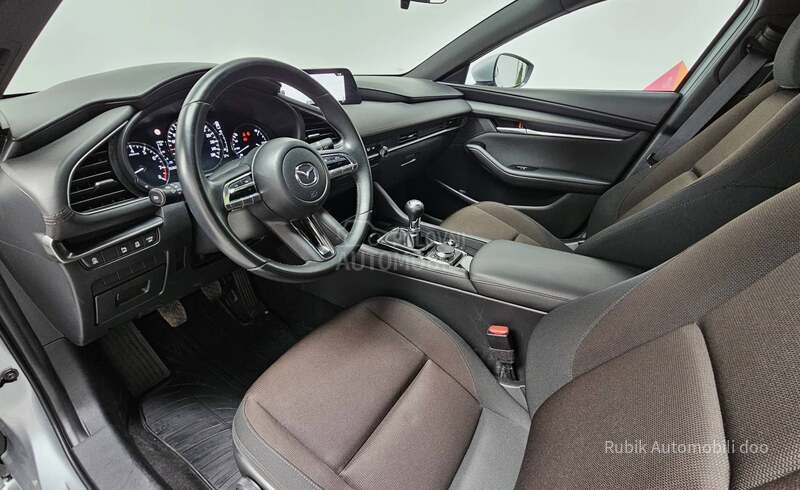 Mazda 3 2.0 Skyactiv G-122
