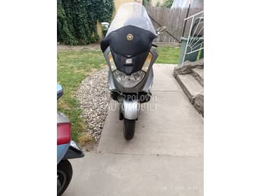 Aprilia Atlantic 500