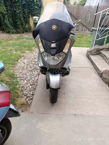 Aprilia Atlantic 500