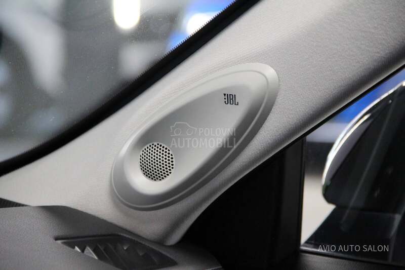 Toyota Highlander PREMIUM E-CVT AWD-I