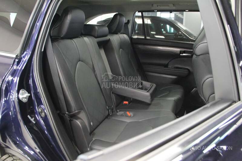 Toyota Highlander PREMIUM E-CVT AWD-I