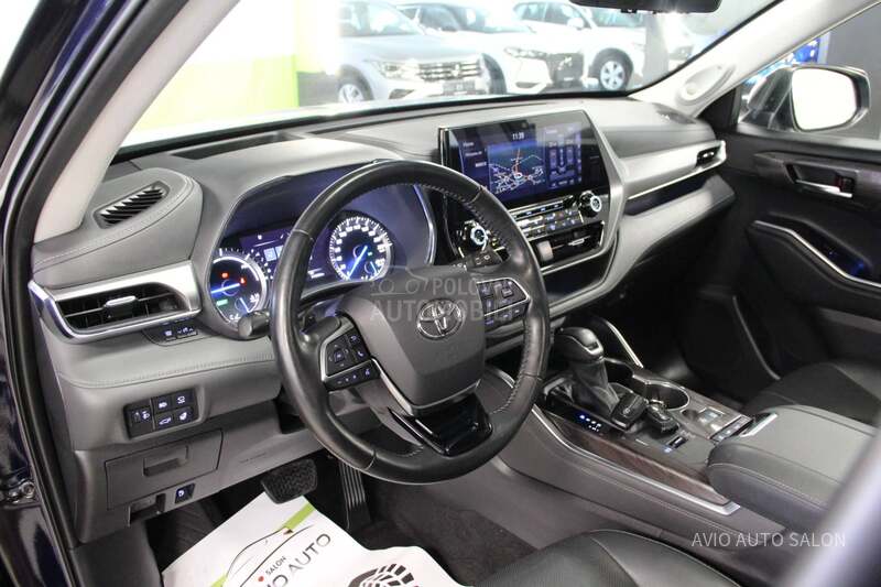 Toyota Highlander PREMIUM E-CVT AWD-I
