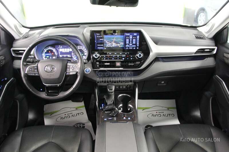 Toyota Highlander PREMIUM E-CVT AWD-I