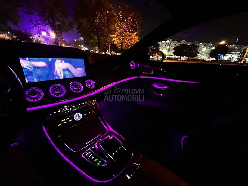 Mercedes Benz CLS 300 AMG 9G
