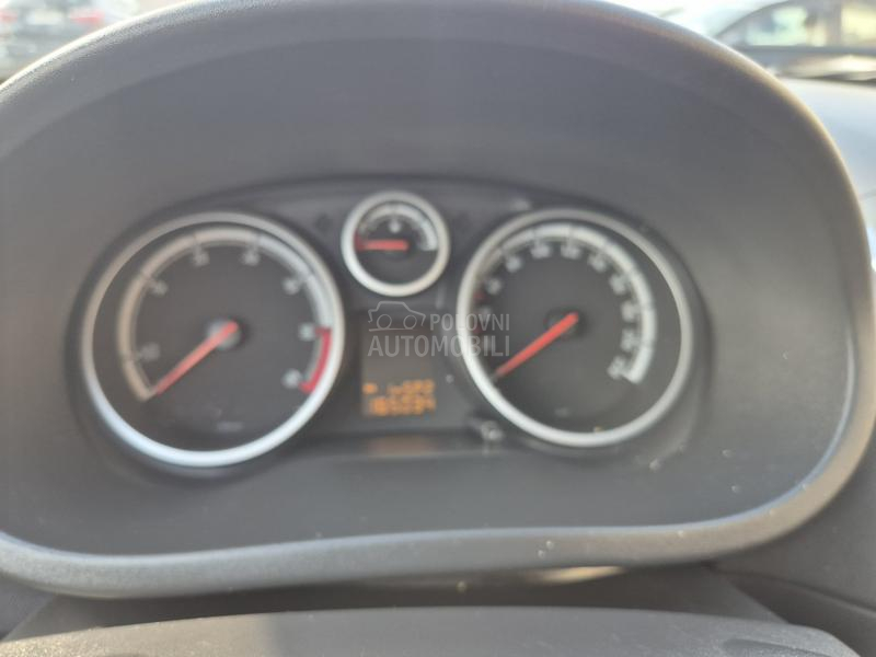 Opel Corsa D 1.3 cdti