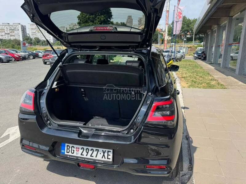 Suzuki Swift ELEGANCE 2WD 5MT