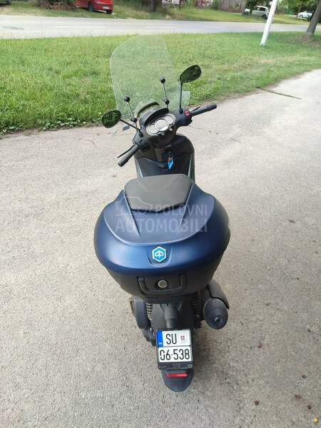 Piaggio Beverly 300